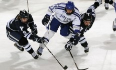 科维托娃回归赛场，高光表现首场状态亮眼，FPX观众沸腾！