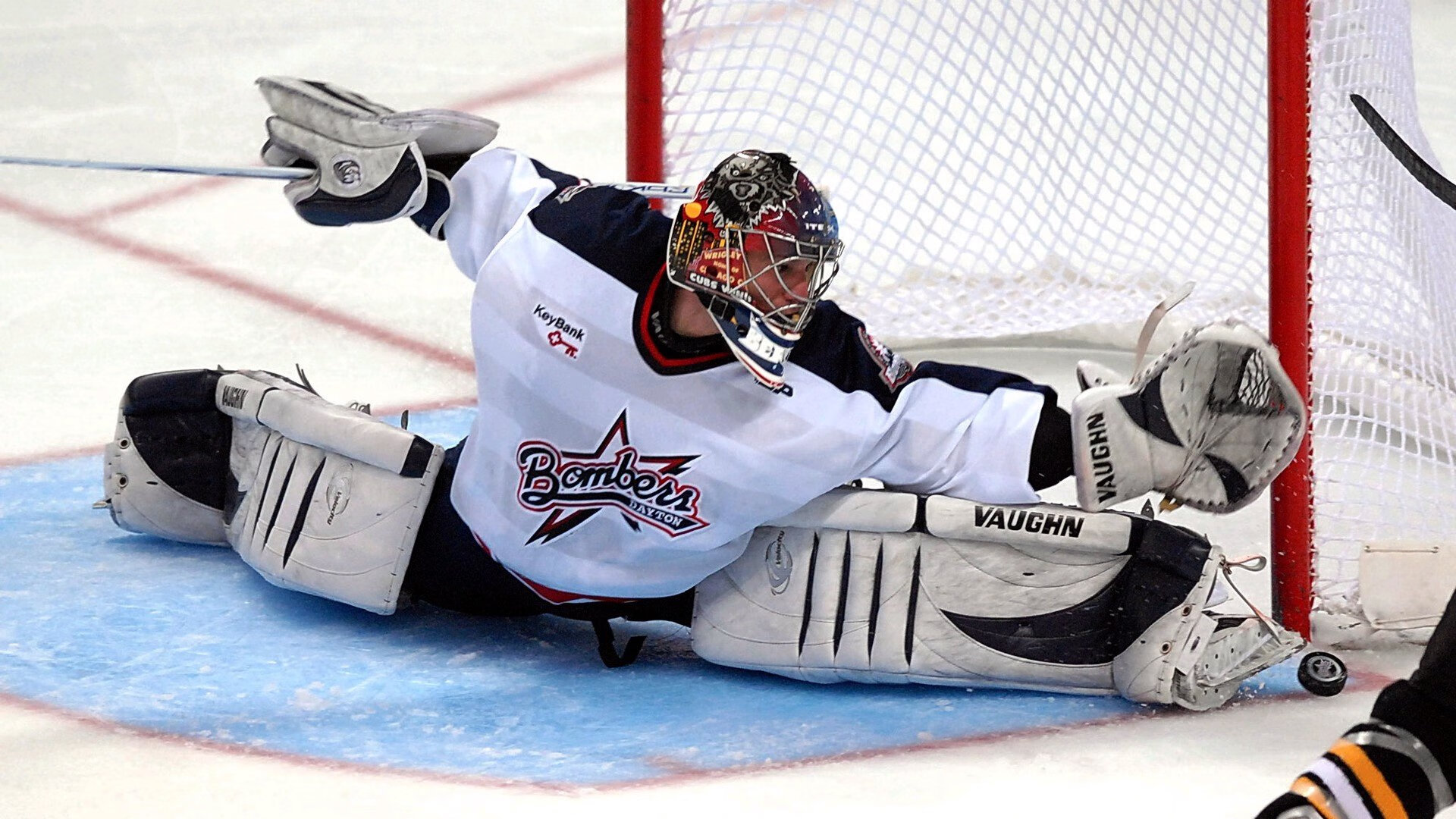 科维托娃回归赛场，高光表现首场状态亮眼，FPX观众沸腾！